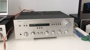 Onkyo A-7090 Amplifier + Jamo dynamic D5E - playing Klangwerk