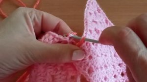 Соединение мотивов "Бабушкин квадрат".