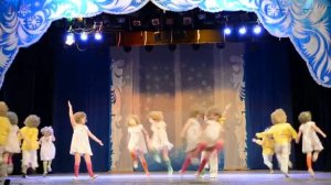 Детский танец - Домовые   Акварель г. Грязовец