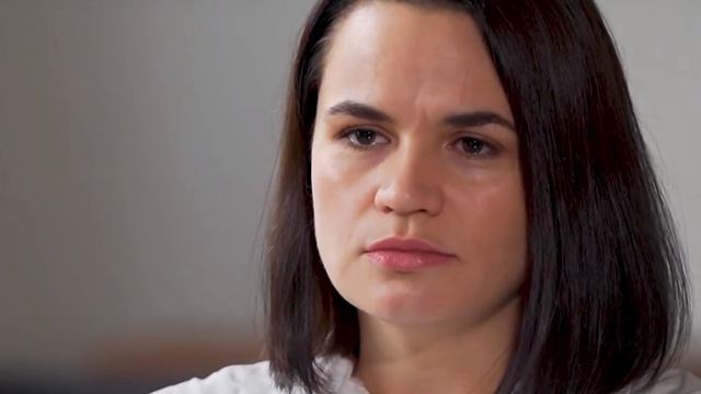 Это свершилось! Лукашенко подкосило – упал. Караев слил, на прощании случилось! Началось страшное смотреть онлайн