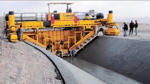 Самые быстрые машины для укладки бетона! Современные технологии дорожно-строительных машин!