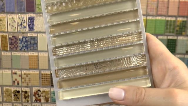 Стеклянная бежевая мозаика на фартук,для ванной комнаты смотреть онлайн