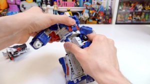 TRANSFORMERS УЛЬТРА МАГНУС - Распаковка и реакция на трансформера