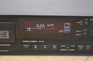Цифровой аудиомагнитофон Sony DTC-A7 DAT Recorder-ЯПОНИЯ-ИЮНЬ-1993-год