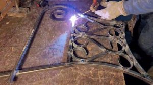 Королевский набор садовой мебели (скамейки и стол) из проф. трубы. Весь процесс, с размерами