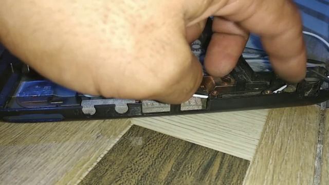 MEMBUAT MINI PC DARI LABTOP RUSAK смотреть онлайн