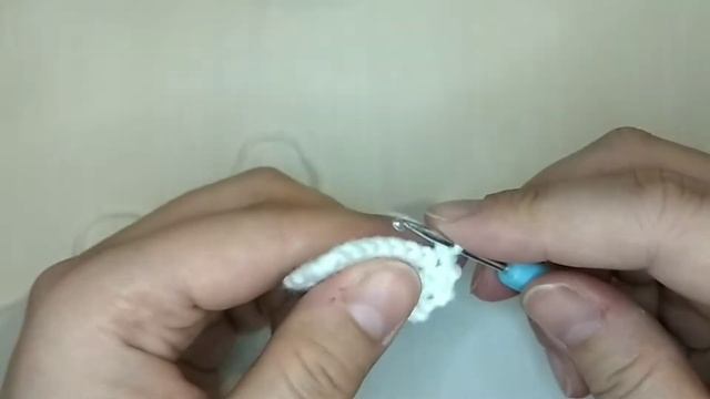 Мастер-класс Мышонок Кноппи. Часть 2. Вяжем мордочку смотреть онлайн