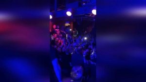 Бузова довела фанатов до слез😭жаркое выступление в клубе Питера🔥