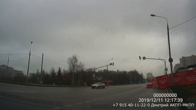 Съезд с круга на Старокачаловскую. Экзаменационный маршрут Северное Бутово. смотреть онлайн