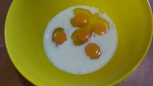 Диетический омлет из яиц.
