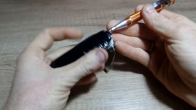 Замена накладок на victorinox без особых приспособ смотреть онлайн