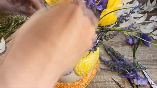 "ВЕСЕНЯЯ КУРОЧКА" - МАСТЕР КЛАСС ИЗ ИСКУССТВЕННЫХ ЦВЕТОВ С АЛИЭКСПРЕСС 2022 смотреть онлайн