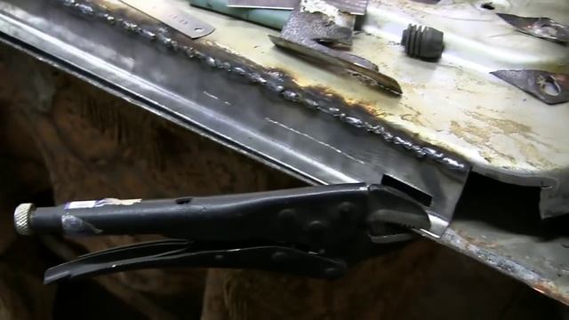 Mersedes Vito варим гнилые двери! Ремонт прогнивших дверей Часть 2 смотреть онлайн