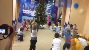 А Дед Мороз домой летом не прийдет