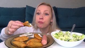 МУКБАНГ ПОСИКУНЧИКИ С МЯСОМ, САЛАТ ОВОЩНОЙ/Mukbang еда на камеру/Русский мукбанг/Домашняя еда/