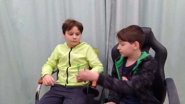 Ножи из эпоксидной смолы,мы старались. смотреть онлайн