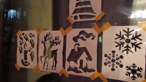 Новогодний трафарет на окно Снег спрей с трафаретами искусственный снег