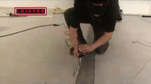 Склеиваем швы линолеума с применением аппарата Leister