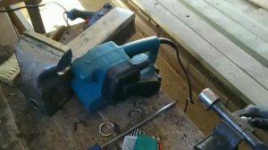 Реставрация советских слесарных тисков Т-140 / В доме, который построил