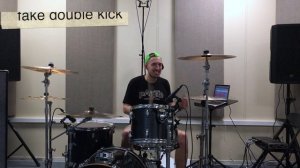 10 способов игры на барабанах / Queen - Another one bites the dust / Максимилиан Максоцкий