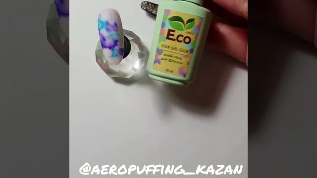 Новогодний дизайн ногтей. Новогодний маникюр . Акварельные капли И клей гель для фольги E.co nails смотреть онлайн