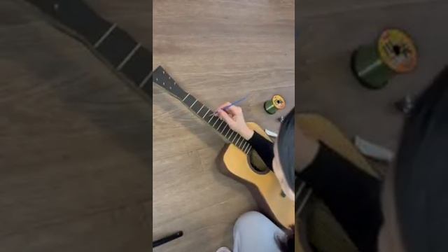 DIY Гитара из картона ? смотреть онлайн