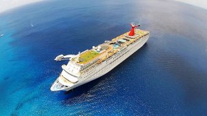 Русские в Круизе #11 - Сувениры, Краб и Кокосы на Каймановых Островах