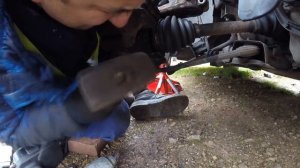 How to change coil spring Peugeot 207 cc / Как поменять передние пружины Peugeot