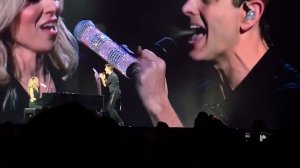 Lost In Your Eyes! Debbie Gibson & NKOTB Joey McIntyre AWESOME Surprise duet brings down the house!