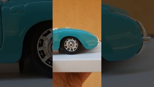 Chevrolet Corvette 1957 Maisto смотреть онлайн