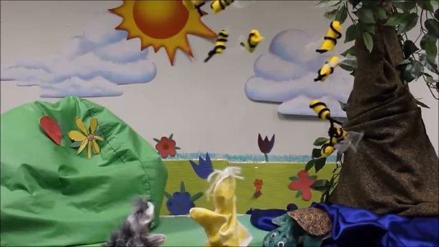 Русская школа "Золотой Ключик" - Детский кукольный спектакль смотреть онлайн