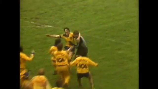 Klipp: Pia Sundhage -- i damfotbollens tjänst смотреть онлайн