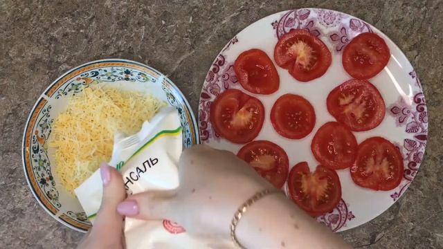 БЫСТРАЯ ЗАКУСКА. ПОМИДОРЫ С СЫРОМ. смотреть онлайн