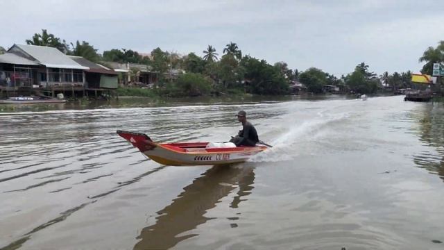 test vỏ lãi 5m4 bằng máy hai thì tohatsu смотреть онлайн