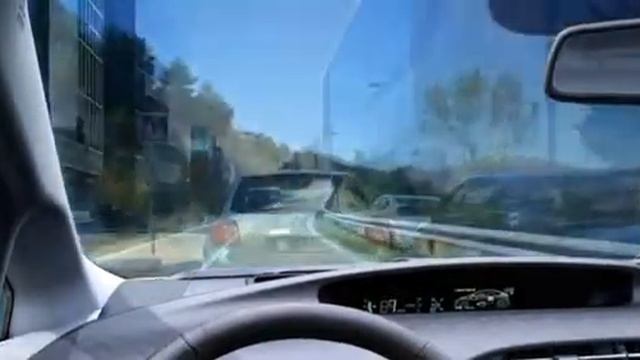 Toyota Prius. Плавность движения смотреть онлайн