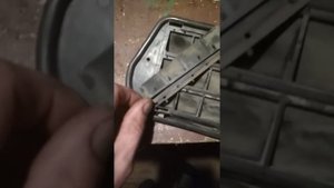 Запах выхлопа в салоне авто