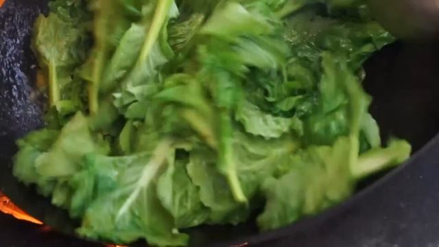 魚羊烹成一個鮮字，二哥養一年的烏龜，一鍋燉了，成就了我們從來沒嚐過的鮮味！ 【鐵鍋視頻】