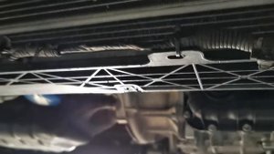 Установка датчика температуры воздуха на Hyundai Elantra 2016-2018 AD 969853Х000