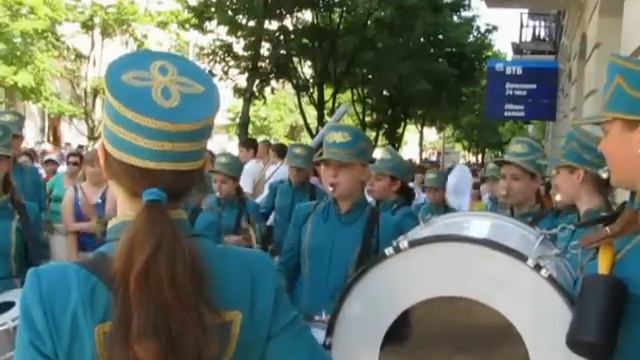 Супер -барабанщицы в Севастополе 19 мая 2012 смотреть онлайн