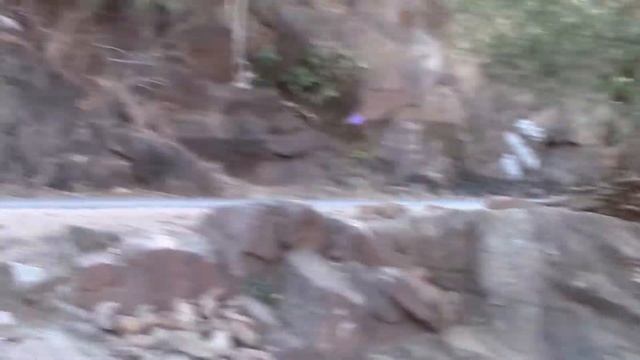 ZAMBIA. РЕКА ЗАМБЕЗИ....ГРАНИЦА НЕСКОЛЬКИХ СТРАН СТРАН. МЕСТНЫЕ ТОРГОВЦЫ. РЫНКИ.