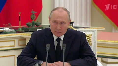 В Кремле президент провел большой разговор с офицерами российского Минобороны