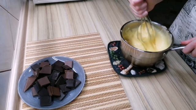 ?Шоколадный НАПОЛЕОН с вишней?: ?коржи, шоколадно-заварной крем?, ??пошаговая сборка торта...
