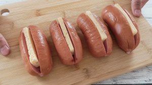 Сардельки с сыром и зеленью в духовке. Простая и ароматная вкуснятина