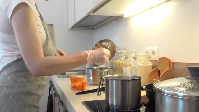 Vārītas gaļas steiks ar sīpoliem смотреть онлайн