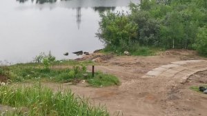 Где в Москве или МО спустить катер_лодку на воду - слип в Красногорске закрыт!.avi