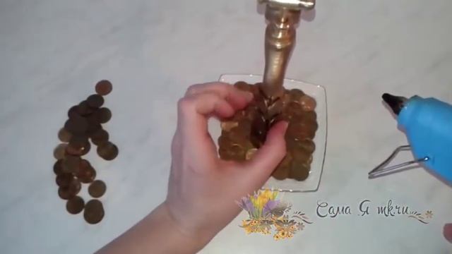 Кран с льющимися монетами своими руками/ Souvenir of money /Поделки из ДЕНЕГ (МОНЕТ) копеек смотреть онлайн