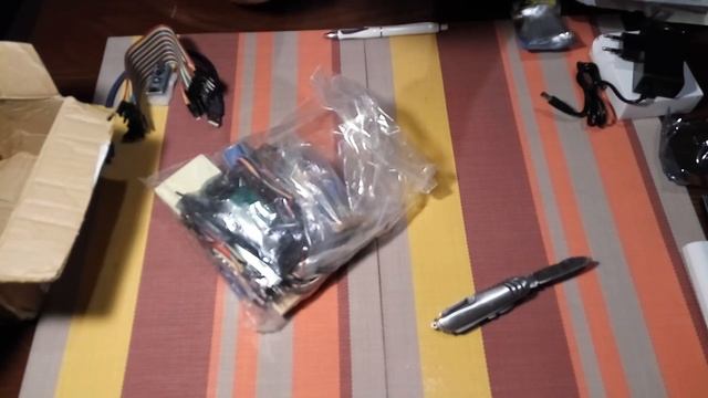 [Apžvalga] Didžiulis rinkinys Arduino pradedančiajam. 1 dalis смотреть онлайн