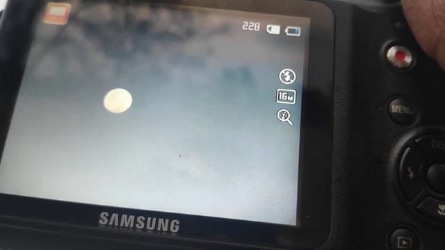 Samsung WB1100F Camera Zoom test MOON смотреть онлайн