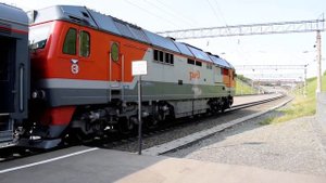Тепловоз ТЭП70БС-211. Отправление.