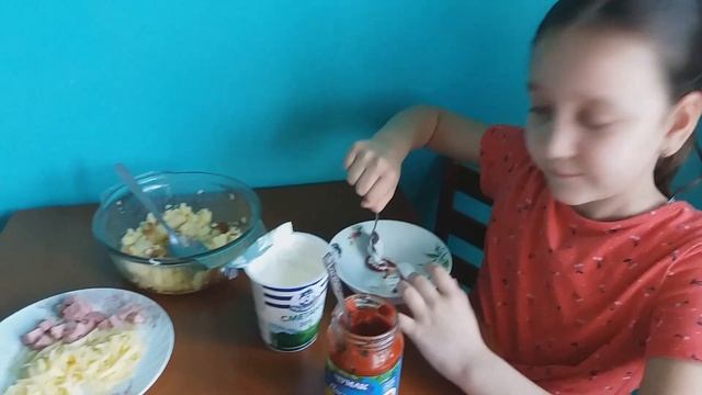 Самый быстрый рецепт пиццы без теста в микроволновке смотреть онлайн